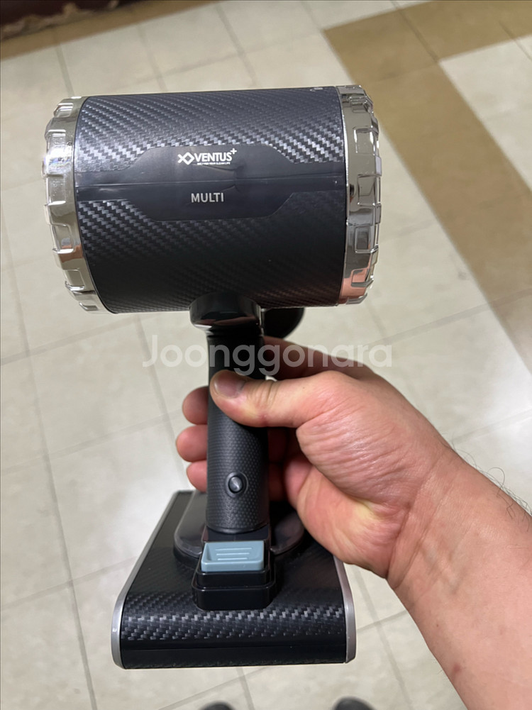 고장난 벤투스 아쿠아 멀티 무선 물걸레 청소기 풀세트 판매합니다!!--5