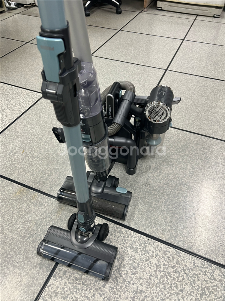 고장난 벤투스 아쿠아 멀티 무선 물걸레 청소기 풀세트 판매합니다!!--0