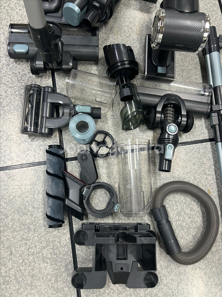 고장난 벤투스 아쿠아 멀티 무선 물걸레 청소기 풀세트 판매합니다!!--2