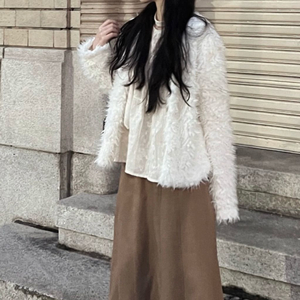 아쿠비클럽 퍼자켓 이미지