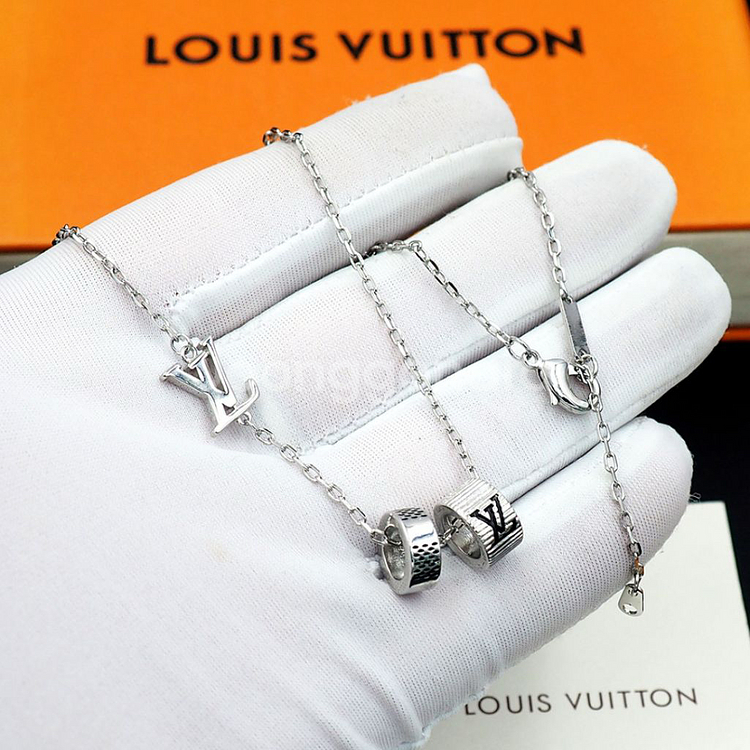 루이비통 모노그램 팬던트 목걸이--5