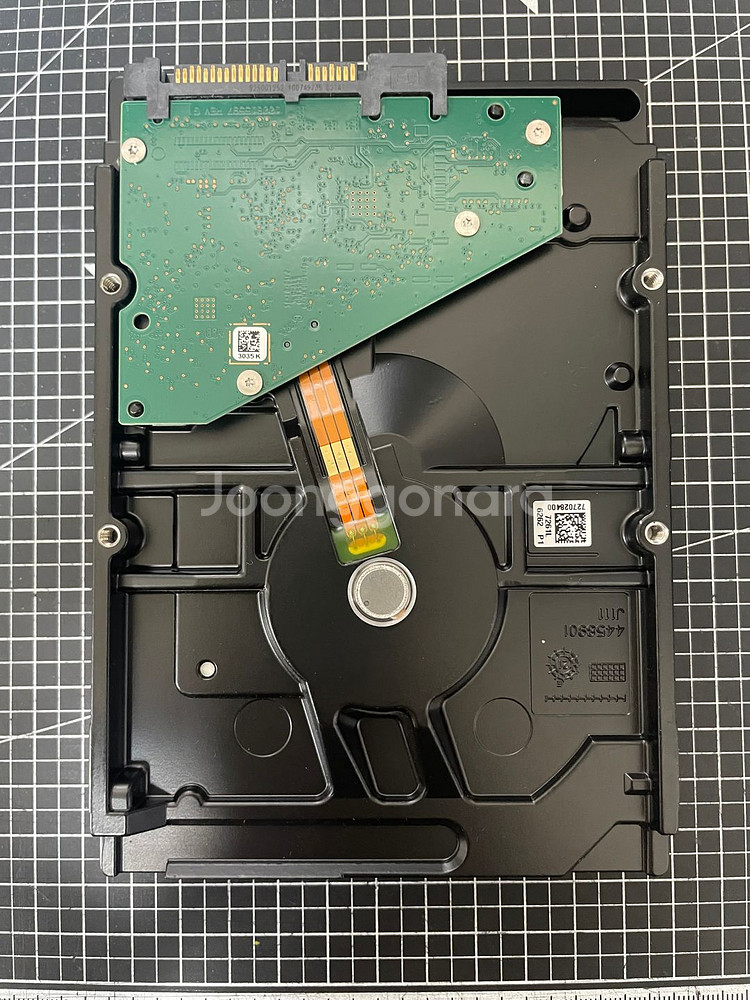 씨게이트 스카이호크 하드디스크 / 6TB / SATA / 택포 90,000원--1