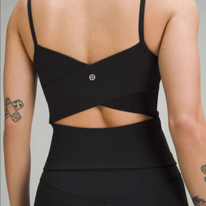 룰루레몬 크로스백 탱크탑 10사이즈