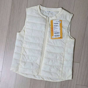 [새상품] 탑텐키즈 아기 경량패딩조끼 120