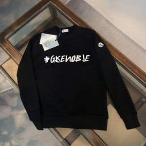 몽클레어 GISENOBIE 맨투맨