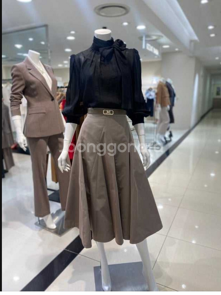 지고트 리본 블라우스--6