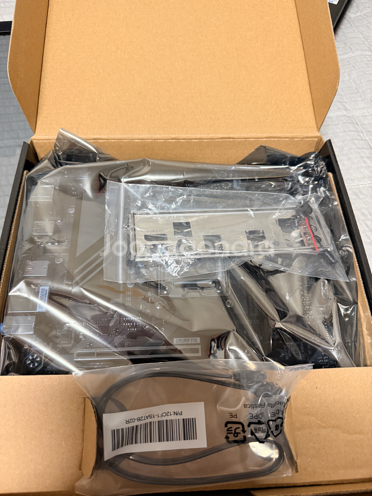 기가바이트 b650m k 팝니다--1