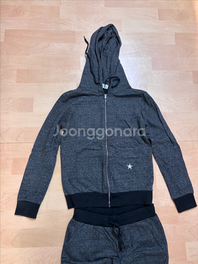 진한 그레이색 츄리닝 상하의 세트--1