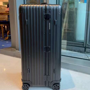 [RIMOWA] 리모와 캐리어 Original 토파즈 Trunk 트렁크 사이즈 31인치 캐리어 판매합니다.