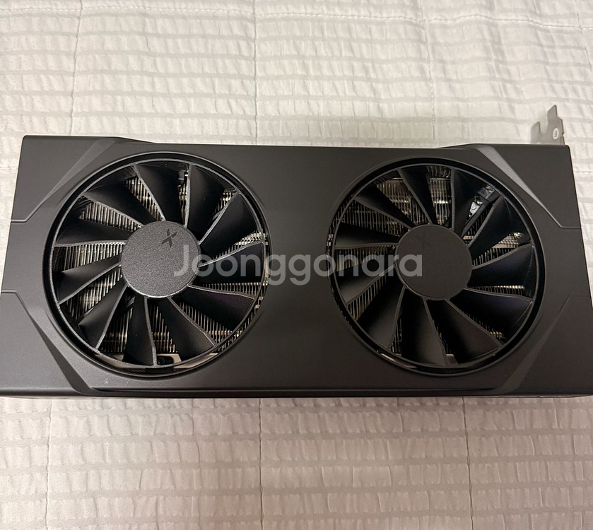 라데온 XFX 9060xt 16gb 팝니다--2