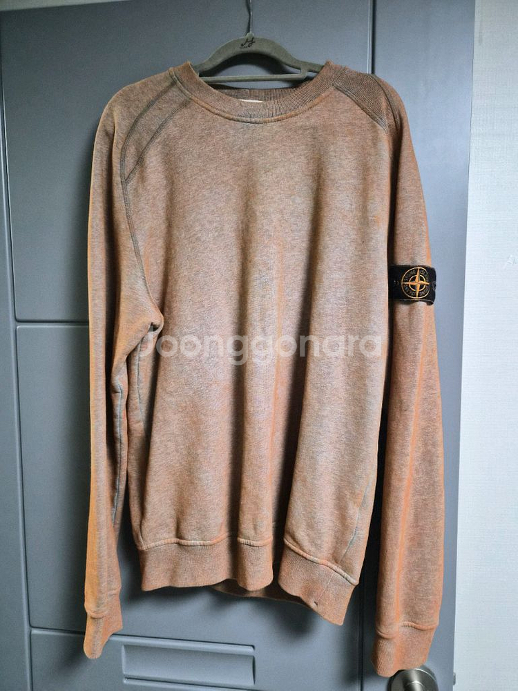 정품 스톤아일랜드 맨투맨 나염 L--0