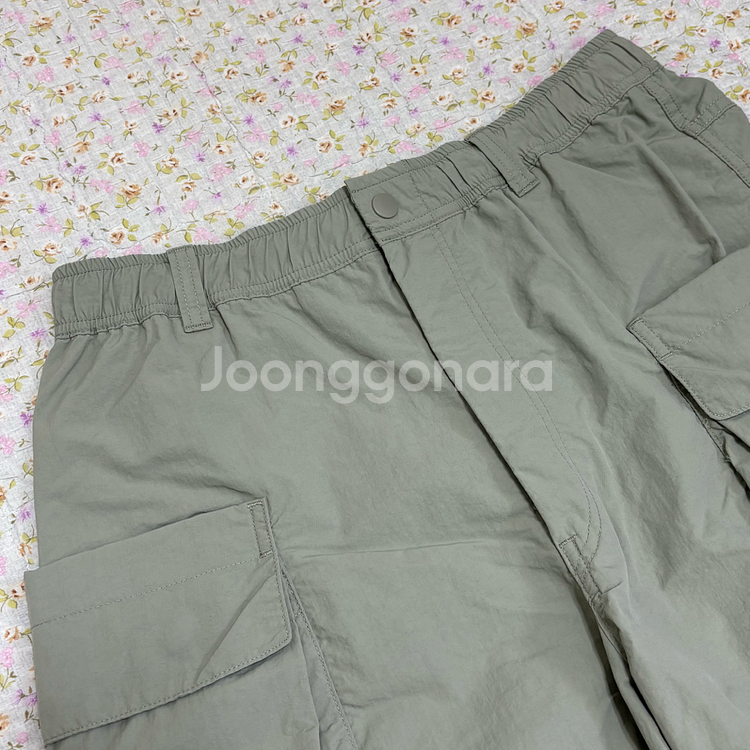 유니클로 & 르메르 콜라보 파라슈트 카고 쇼트 팬츠--1