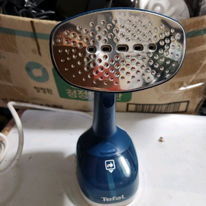 테팔 가먼스티머 에세스 핸디형 스팀다리미 DT7114K0 판매합니다