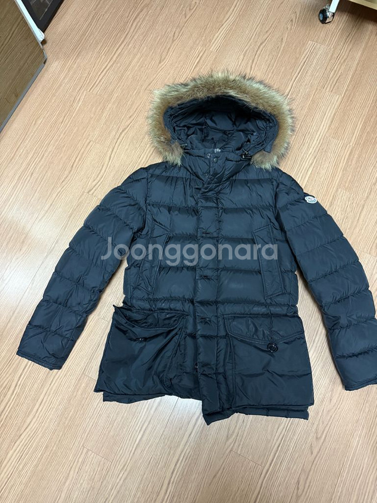 몽클레어 클루니 2사이즈 정품 싸게팝니다.--0