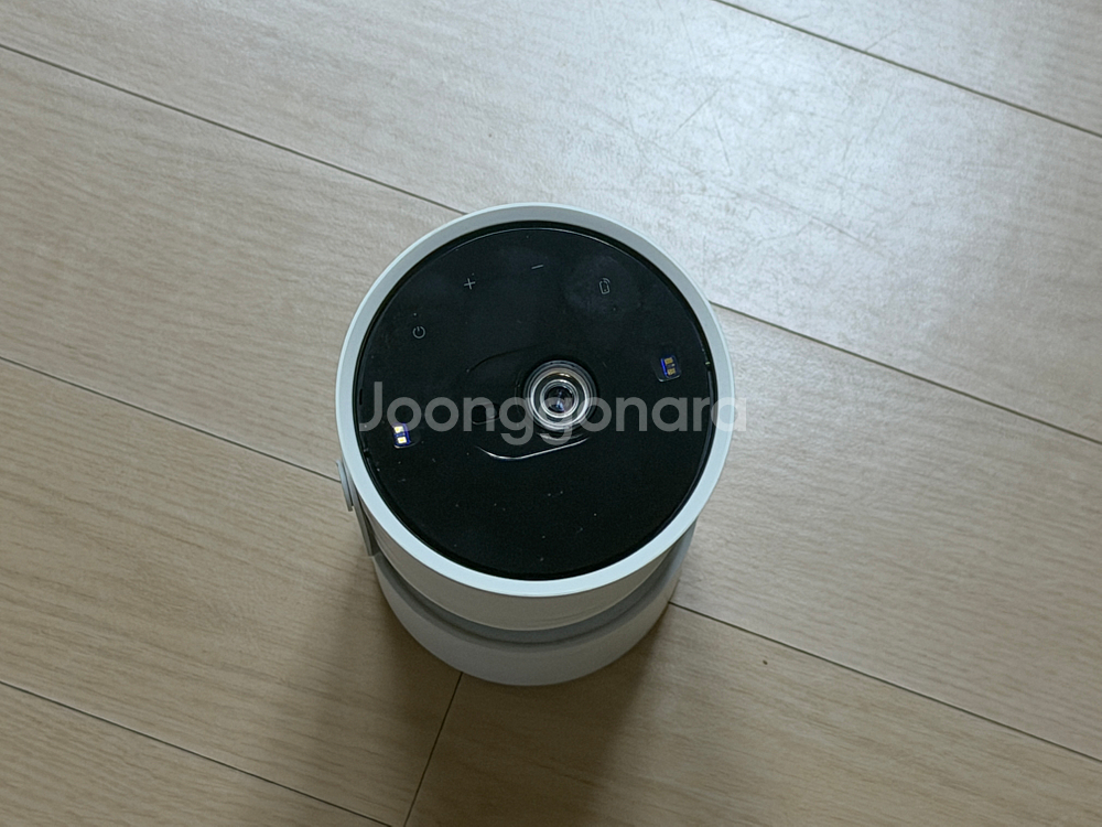 삼성 더프리스타일 빔프로젝터+배터리/노티드 한정판케이스 팝니다--2