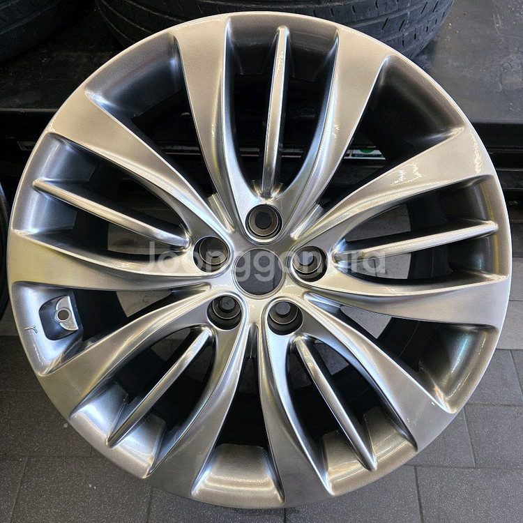 제네시스 G80 DH 19인치 정품 휠 세트 팔아요--2