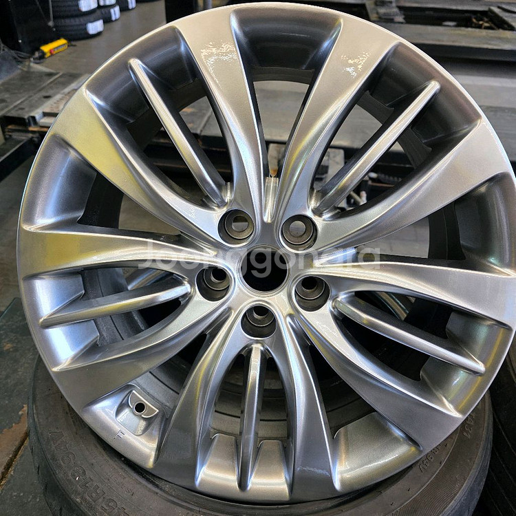 제네시스 G80 DH 19인치 정품 휠 세트 팔아요--4