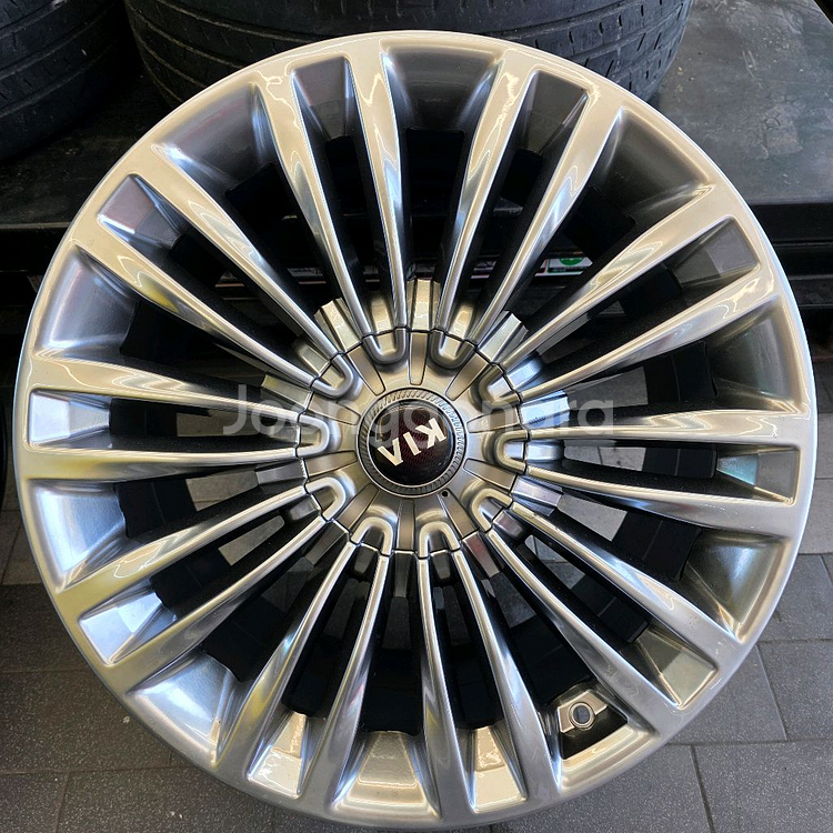 더 K9 19인치 정품 휠 세트 팔아요--2