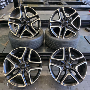 벨로스터 19인치 순정 중고 휠 세트 팔아요