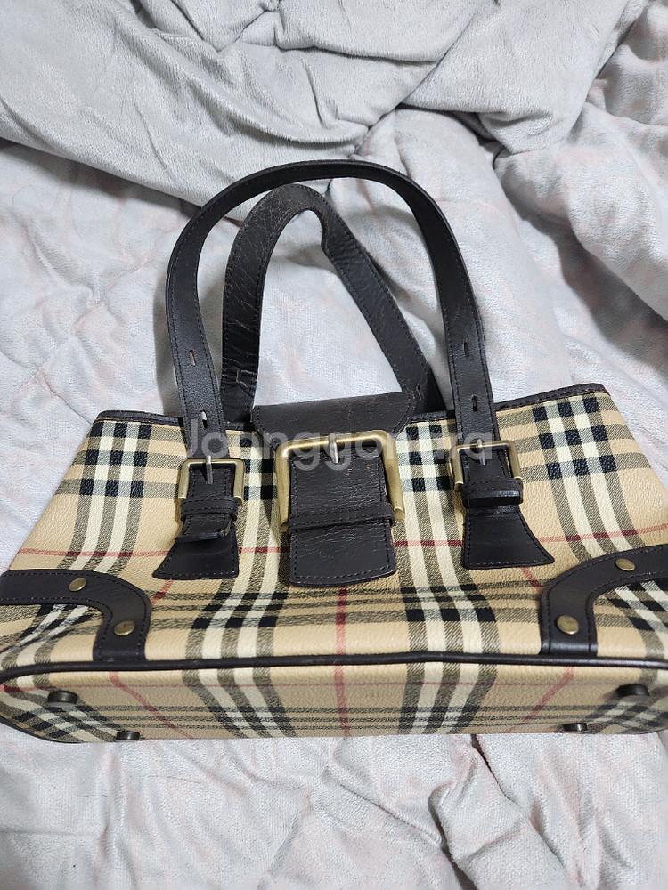 버버리 체크 패턴 핸드백--0