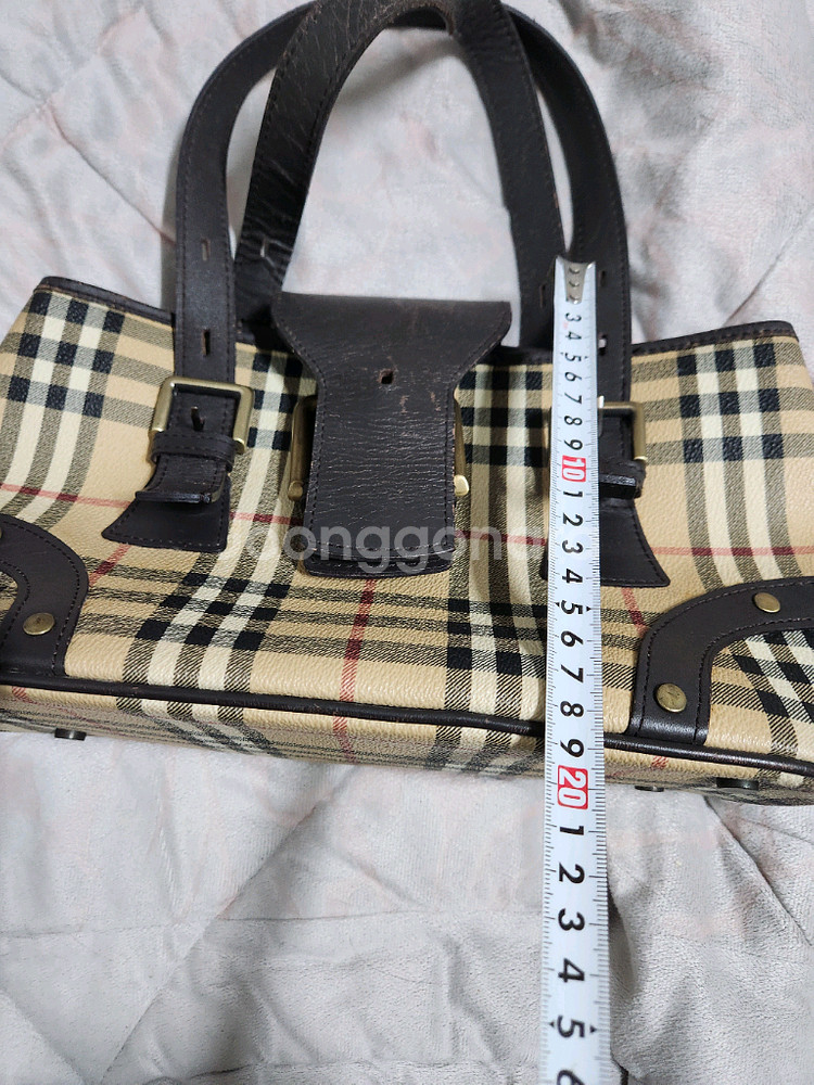 버버리 체크 패턴 핸드백--5