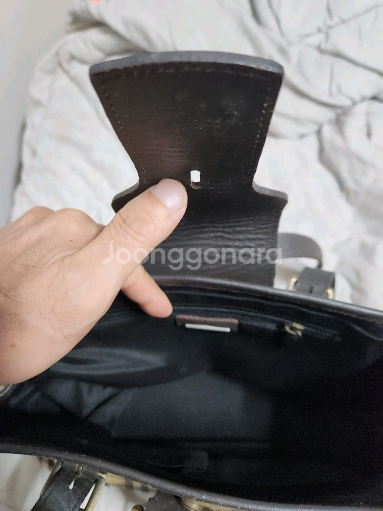 버버리 체크 패턴 핸드백--3