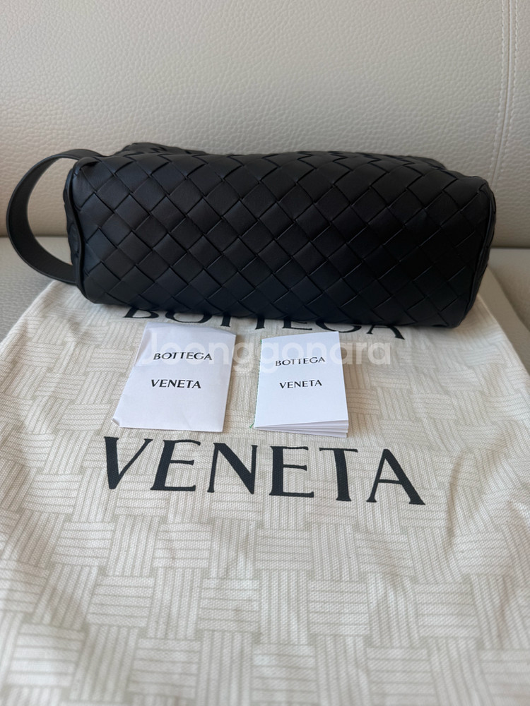 보테가베네타 인트레치아토 트레블 파우치 팝니다--3