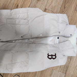 mlb코듀로이 패딩 조끼 130사이즈