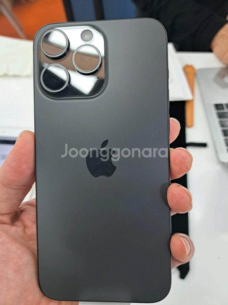 아이폰 15 프로맥스 1테라 리퍼 제품 팝니다--4