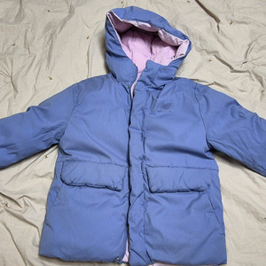 뉴발란스키즈 리버시블 패딩 140