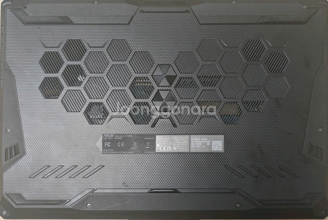 게이밍 노트북 17.3인치팝니다--3