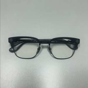 크롬하츠 보넨노이슈어2 매트블랙