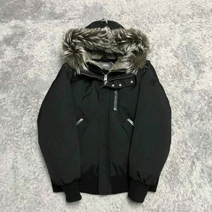 [클로젯][44]맥케이지 딕슨 실버퍼 숏 다운 패딩