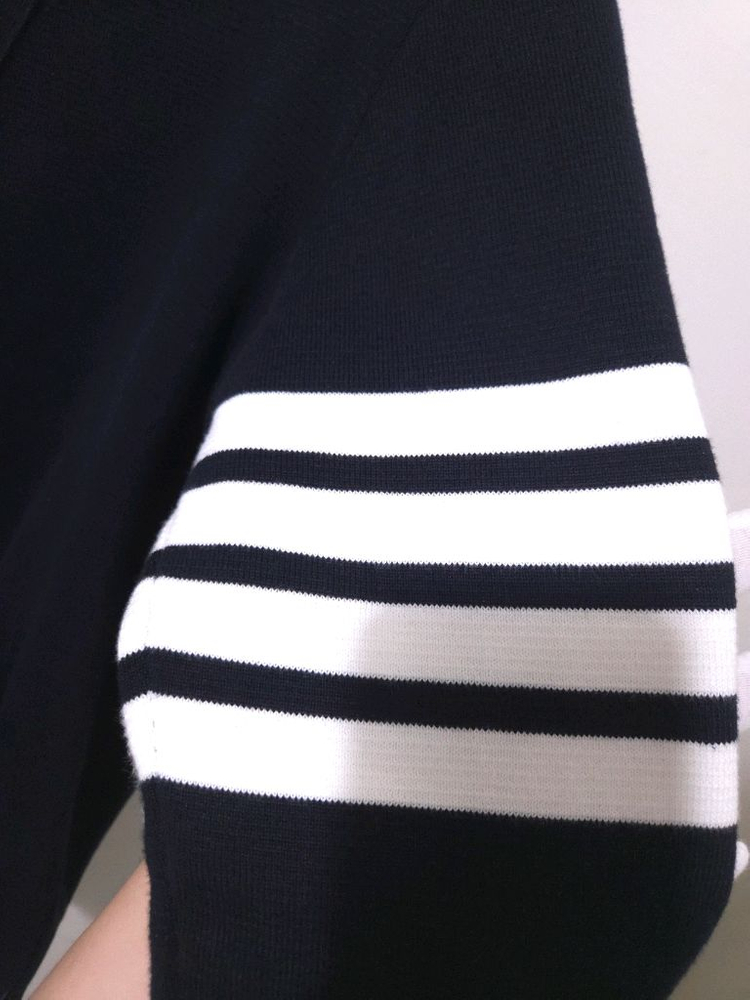 [새상품급, 25Fw] 톰브라운 밀라노스티치 금장 가디건 3Size--4