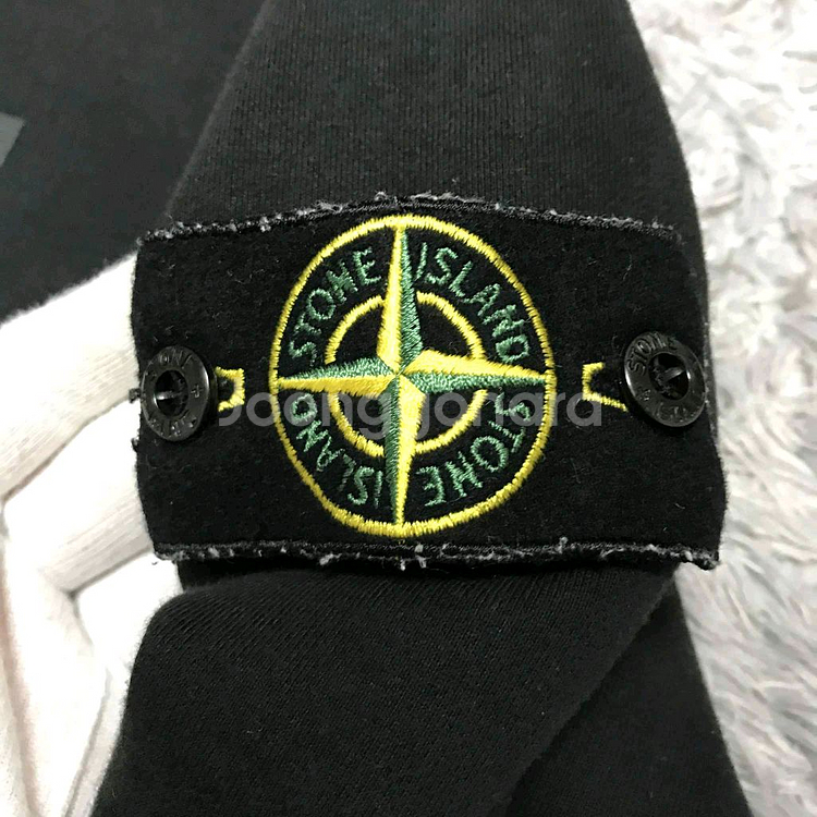 [클로젯][L][백화점판]스톤아일랜드 맨투맨--2