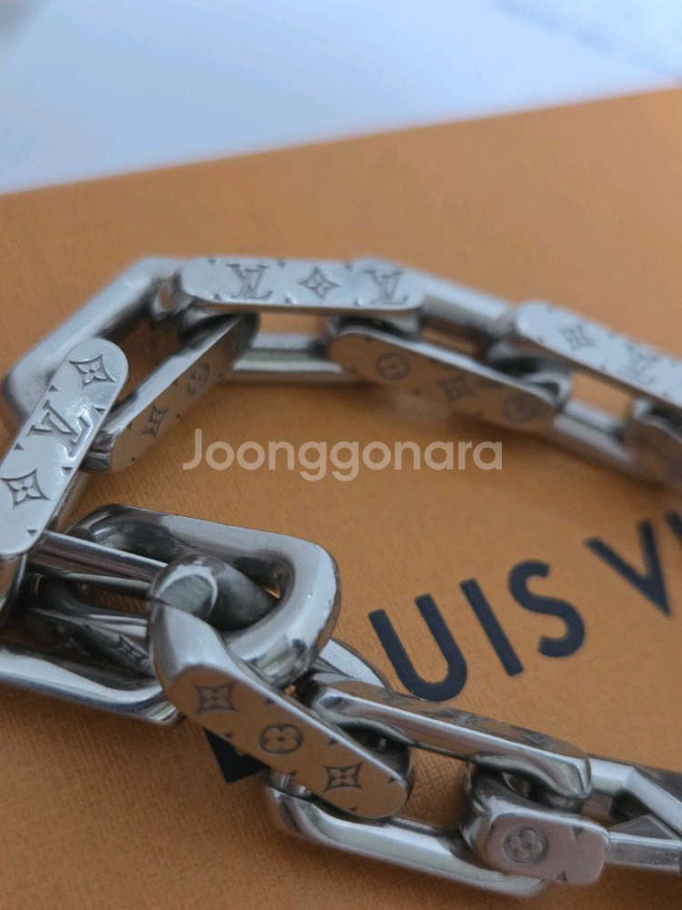 루이비통 버질아블로 모노그램 팔찌 M Size--1