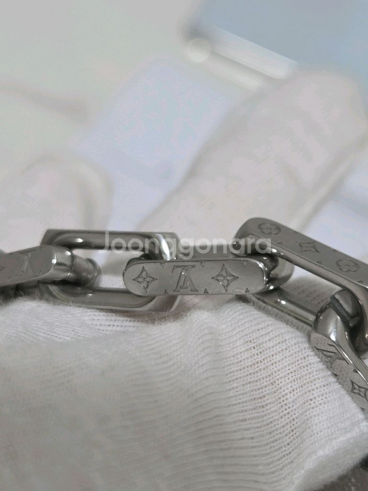 루이비통 버질아블로 모노그램 팔찌 M Size--4