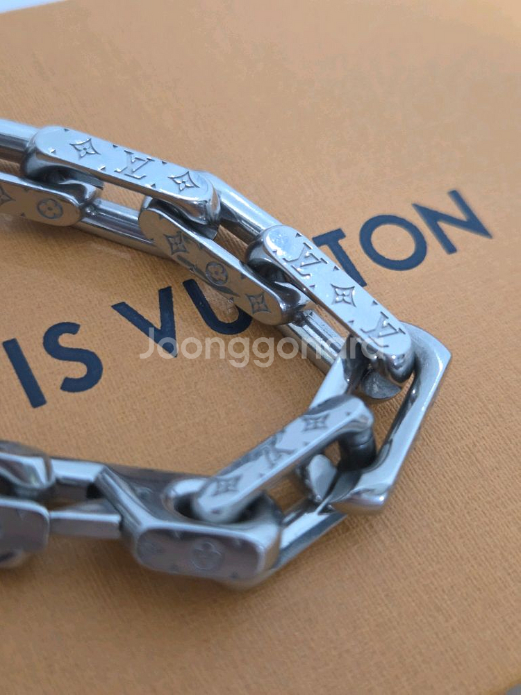 루이비통 버질아블로 모노그램 팔찌 M Size--2