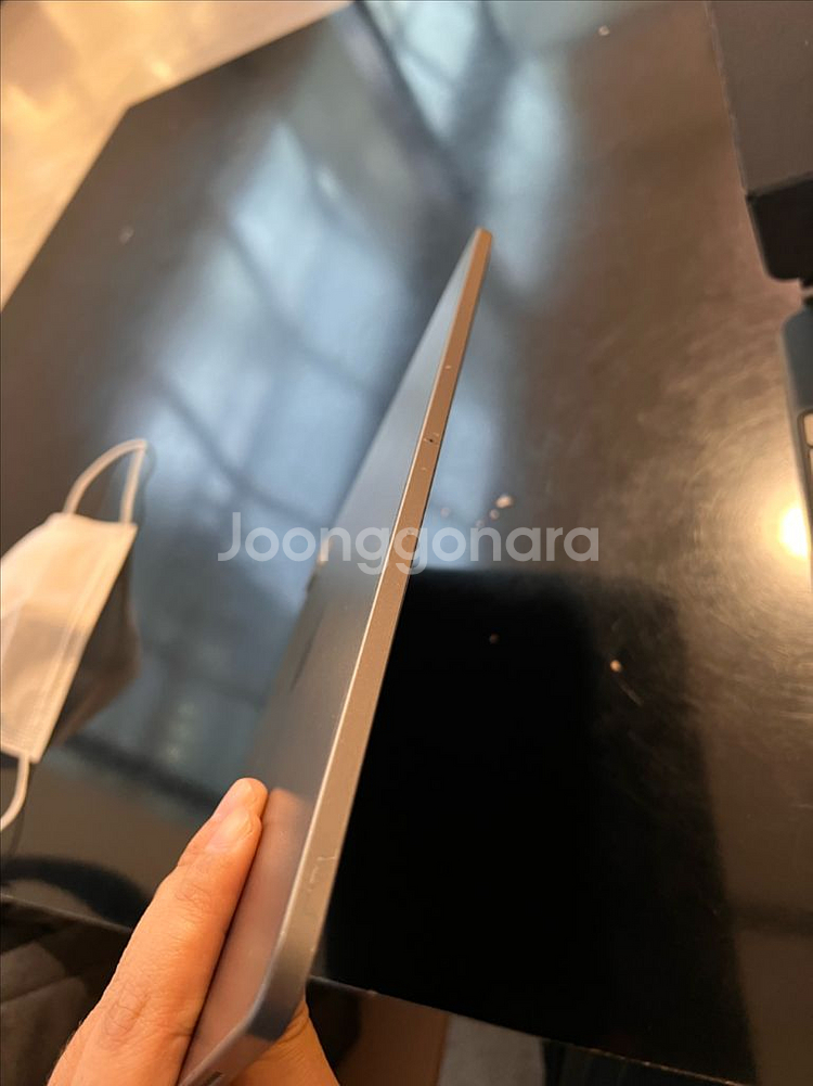 아이패드 프로 5세대 12.9인치(와이파이) & 매직키보드 정품--4