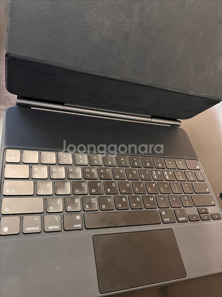 아이패드 프로 5세대 12.9인치(와이파이) & 매직키보드 정품--6