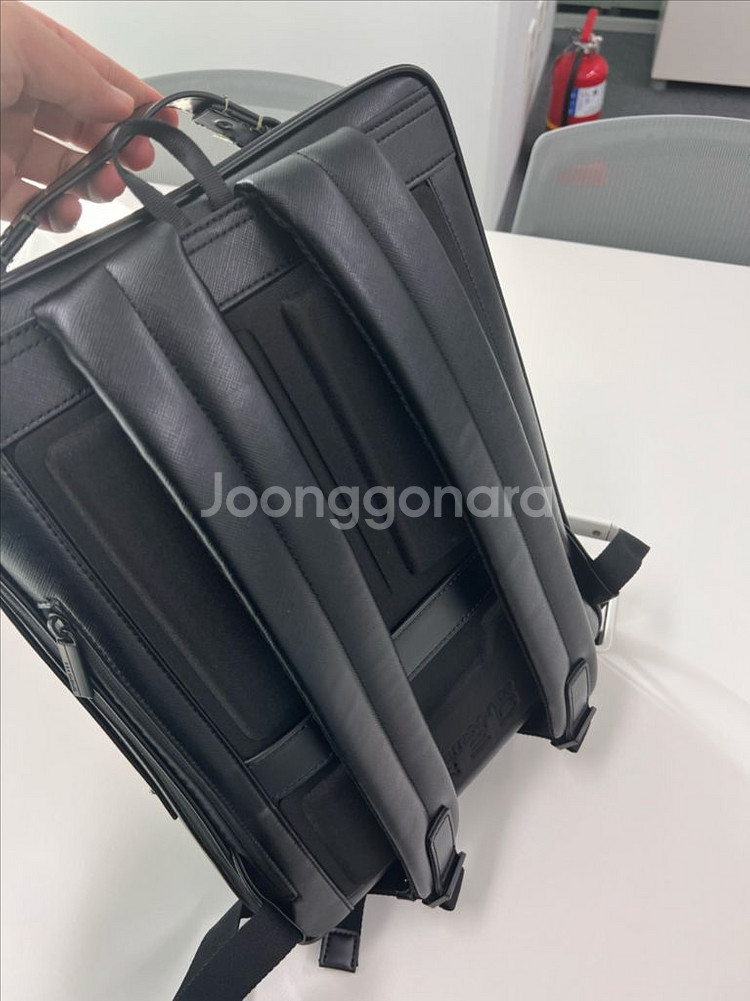 쌤소나이트 레드 가방 백팩 (투웨이) 판매 합니다--2