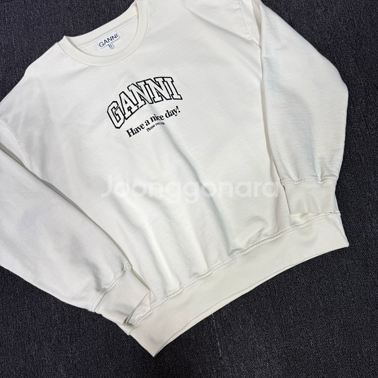 GANNI 가니 24SS 이솔리 오버사이즈 맨투맨--2