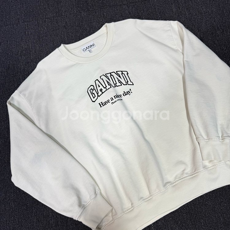 GANNI 가니 24SS 이솔리 오버사이즈 맨투맨--1