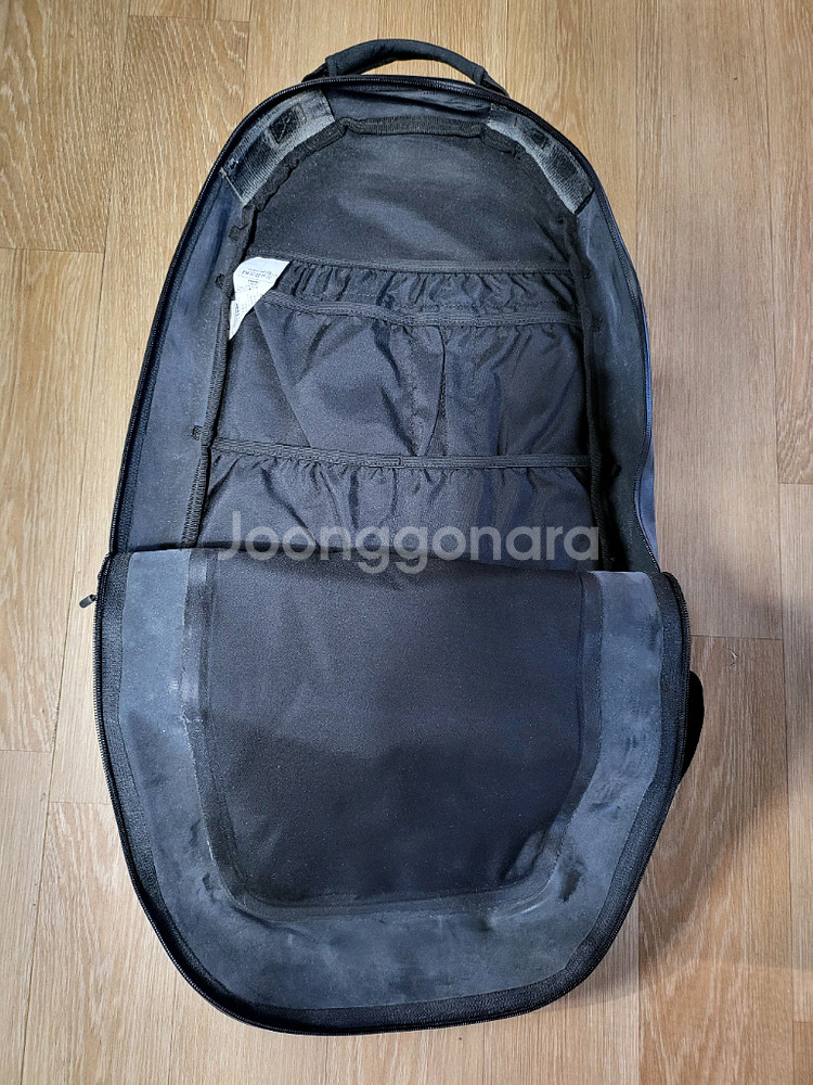 남녀공용 나이키 에어조던 백팩가방 팝니다--3