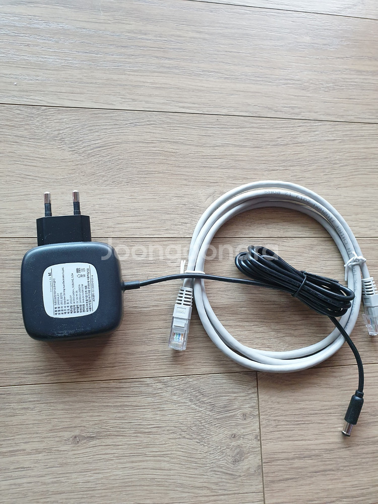 KT 기가 와이파이 AX 공유기(Wi-Fi 6 지원)--1