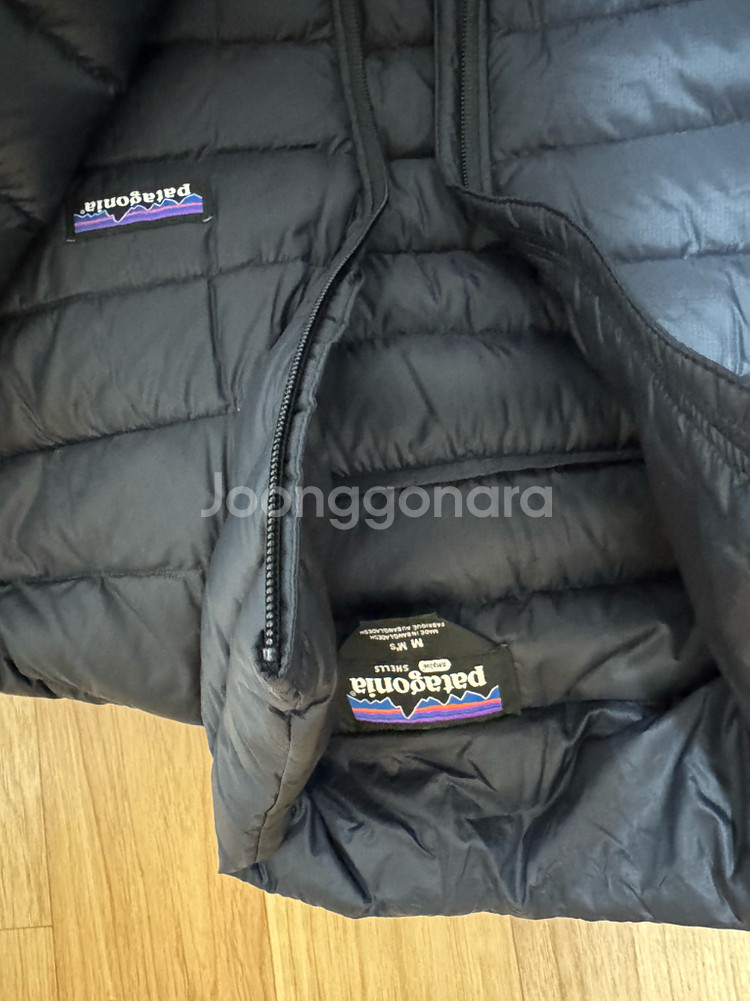 파타고니아 다운 패딩 점퍼 M--0