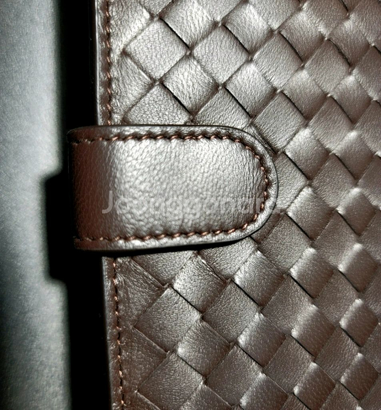 보테가베네타 여성장지갑--6