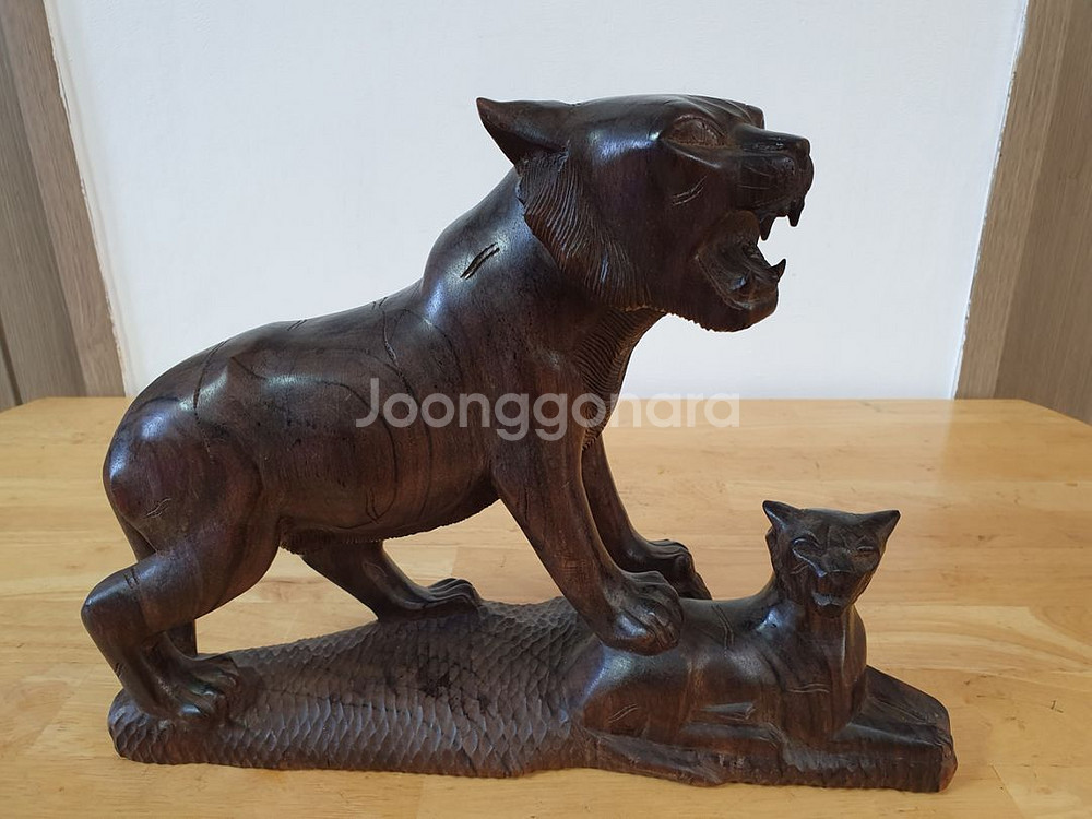 흑단나무 조각품--0