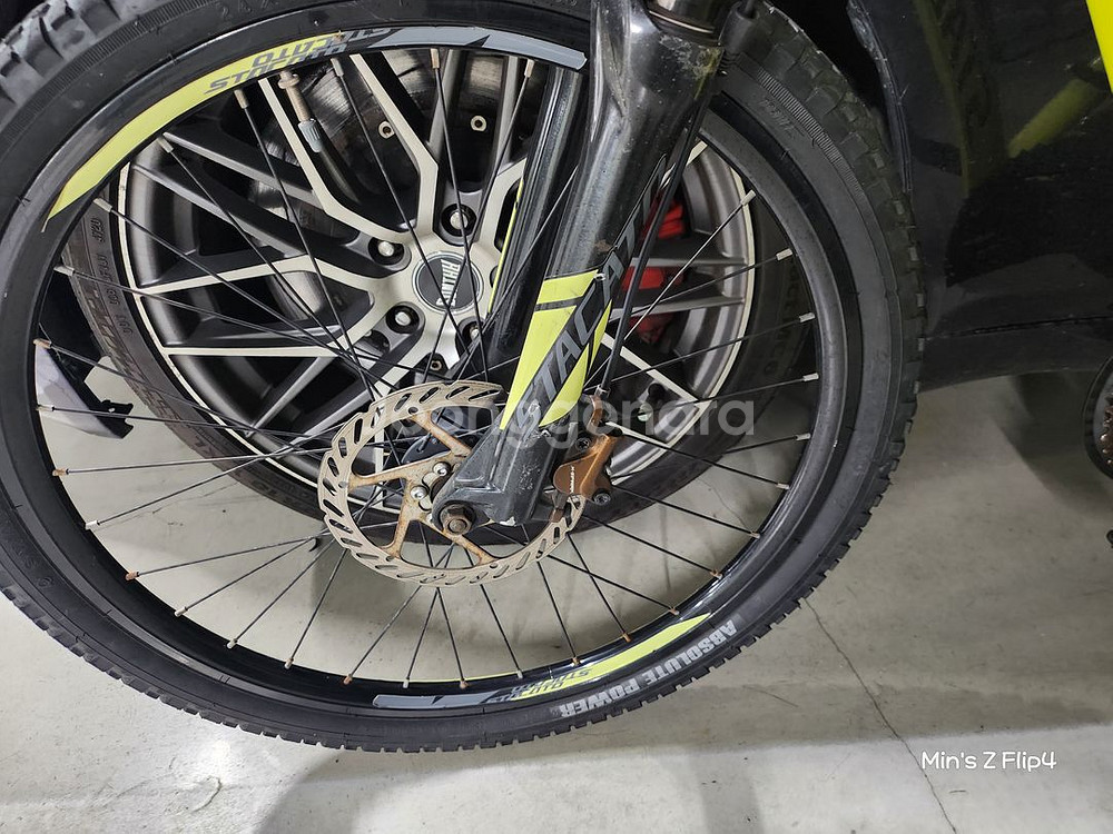 스타카토 테라노바 24인치 어린이 자전거 급처--4