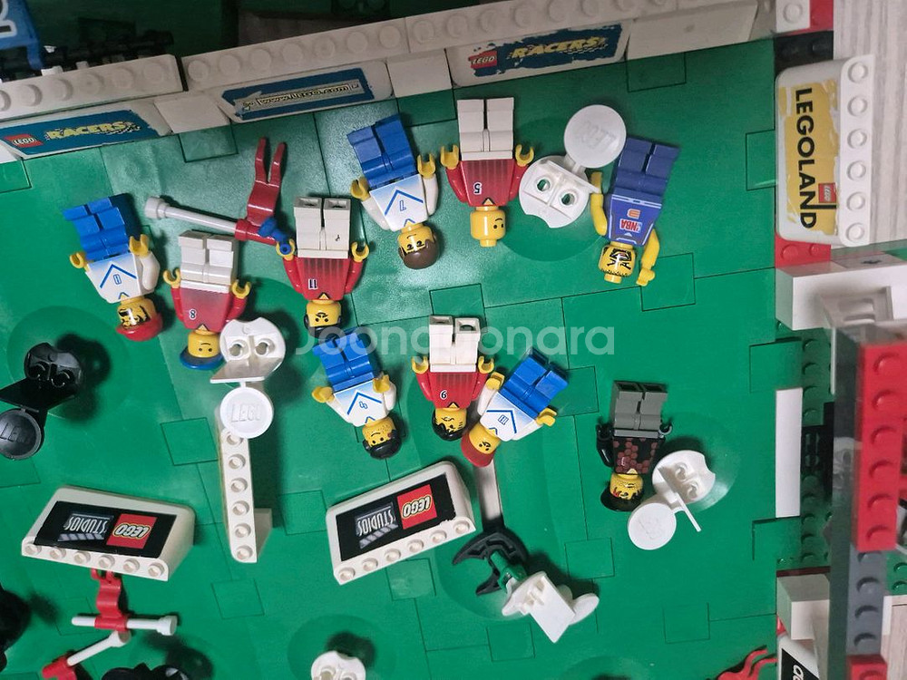 레고 올드 축구세트 3만에팝니다--2